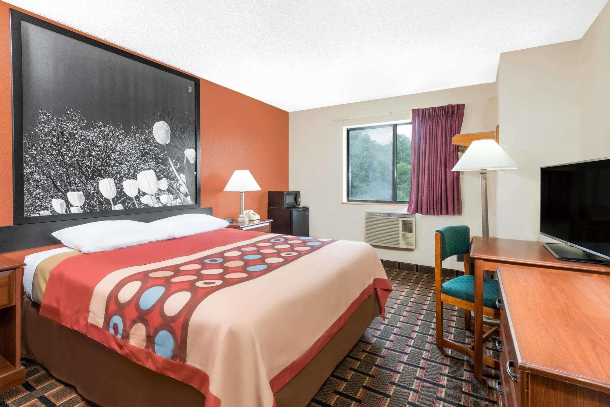 Super 8 By Wyndham Kent/Akron Area Екстериор снимка